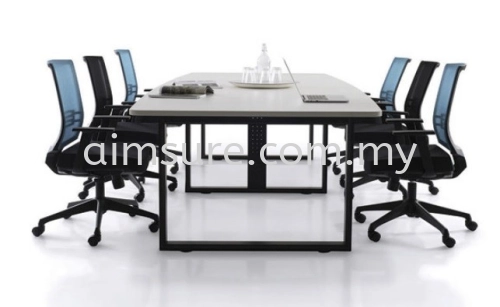 Boat shape conference table with Cassia metal leg