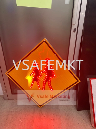 VSAFEMKT JKR LED SOLAR TRAFFIC ROAD SIGNS WD15 600 X 600mm