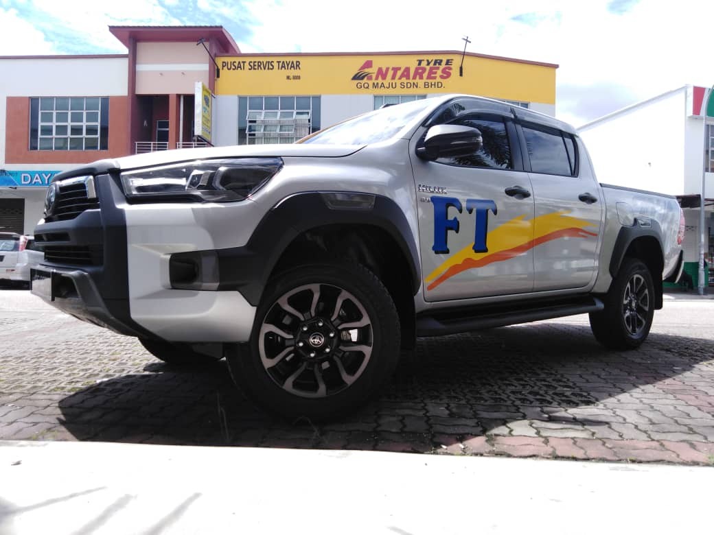 FT Car Sticker