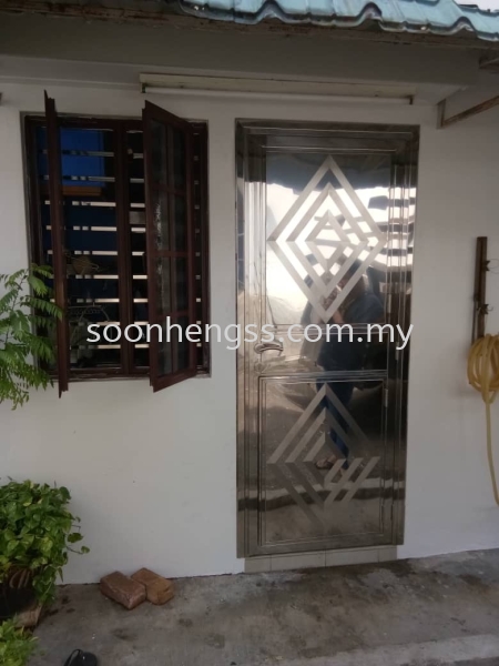  SINGLE DOOR STAINLESS STEEL Johor Bahru (JB), Skudai, Malaysia Contractor, Manufacturer, Supplier, Supply | Soon Heng Stainless Steel & Renovation Works Sdn Bhd