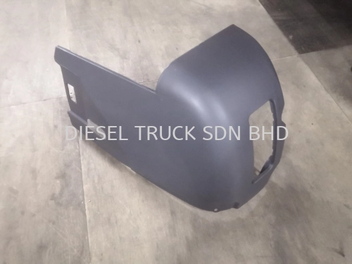 BUMPER COVER RH SIDE (4 SERIES) 1324598