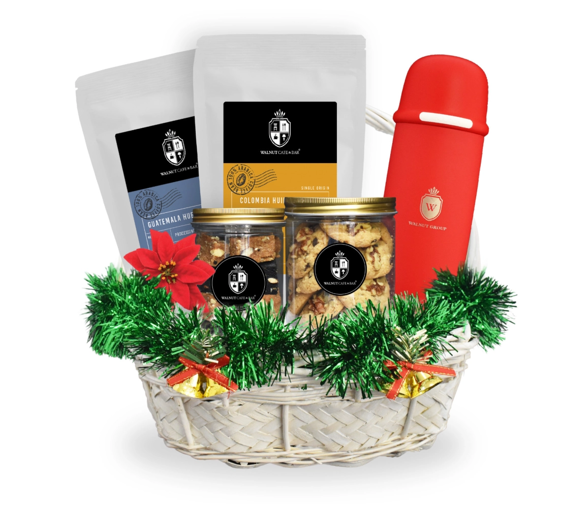 Snowy Christmas Hamper