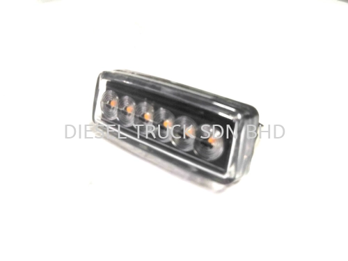 FOOT STEP BOARDING STRUCTURE LAMP (P SERIES) LED 1928063 