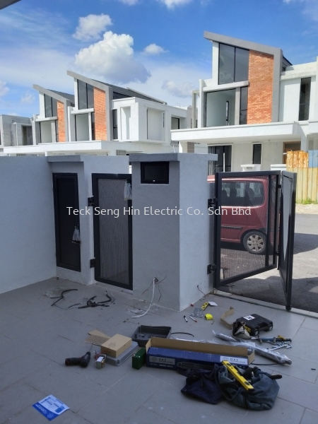 Zen88 Homes @ Taman Lapangan Bayu, Ipoh OAE Stainless Steel Swing Arm Motor OAE AUTO-GATE SYSTEM Perak, Malaysia, Ipoh Supplier, Suppliers, Supply, Supplies | Teck Seng Hin Electric Co. Sdn Bhd