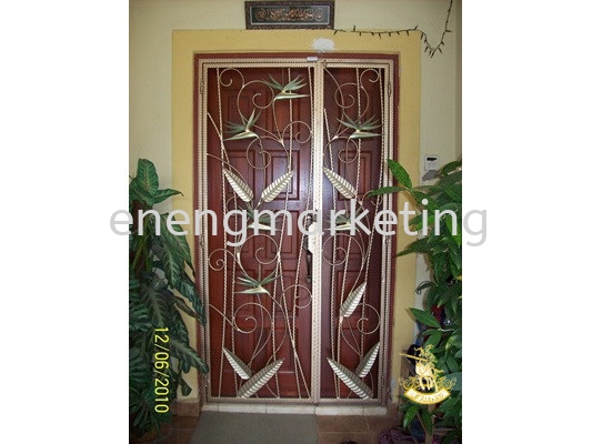 WIDG 02-Wrought Iron Swing Door Grille WROUGHT IRON GRILLE GRILLE Selangor, Malaysia, Kuala Lumpur (KL), Klang Supplier, Suppliers, Supply, Supplies | E Neng Marketing Sdn Bhd