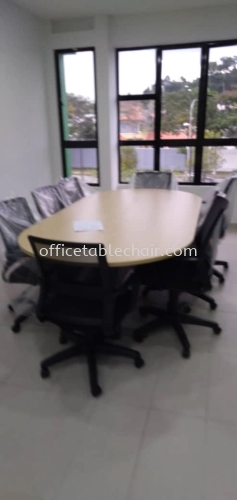 DELIVERY & INSTALLATION TOE 18 OVAL SHAPE MEETING TABLE & LOW BACK CHAIR OFFICE FURNITURE KEPONG