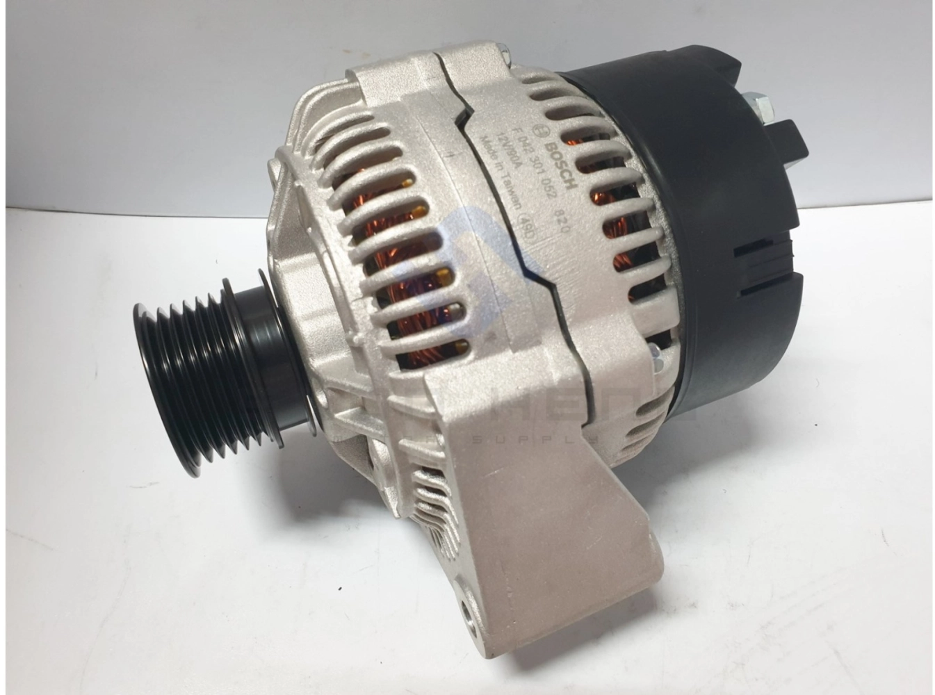 Mercedes-Benz W202, W124, R170, W163 and W463 - Alternator (BOSCH) 