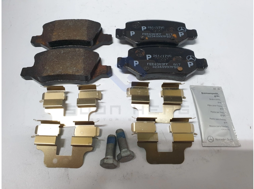 Mercedes-Benz W168, W169 and W245 - Rear Brake Pad Set (Original MB) 