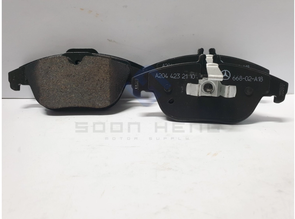 Mercedes-Benz W204 and E-Class Coupe C207 - Rear Brake Pad Set (Original MB) 