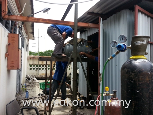 Replacement of Compressor for Air Cooled Chiller 