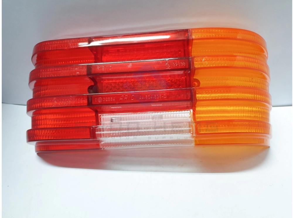 Mercedes-Benz W114, W115 - Rear Right Tail Light Lens (ARIC)