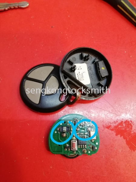 repair Toyota Vios remote botton Repair Remote Control Selangor, Malaysia, Kuala Lumpur (KL), Puchong Supplier, Suppliers, Supply, Supplies | Seng Kong Locksmith Enterprise