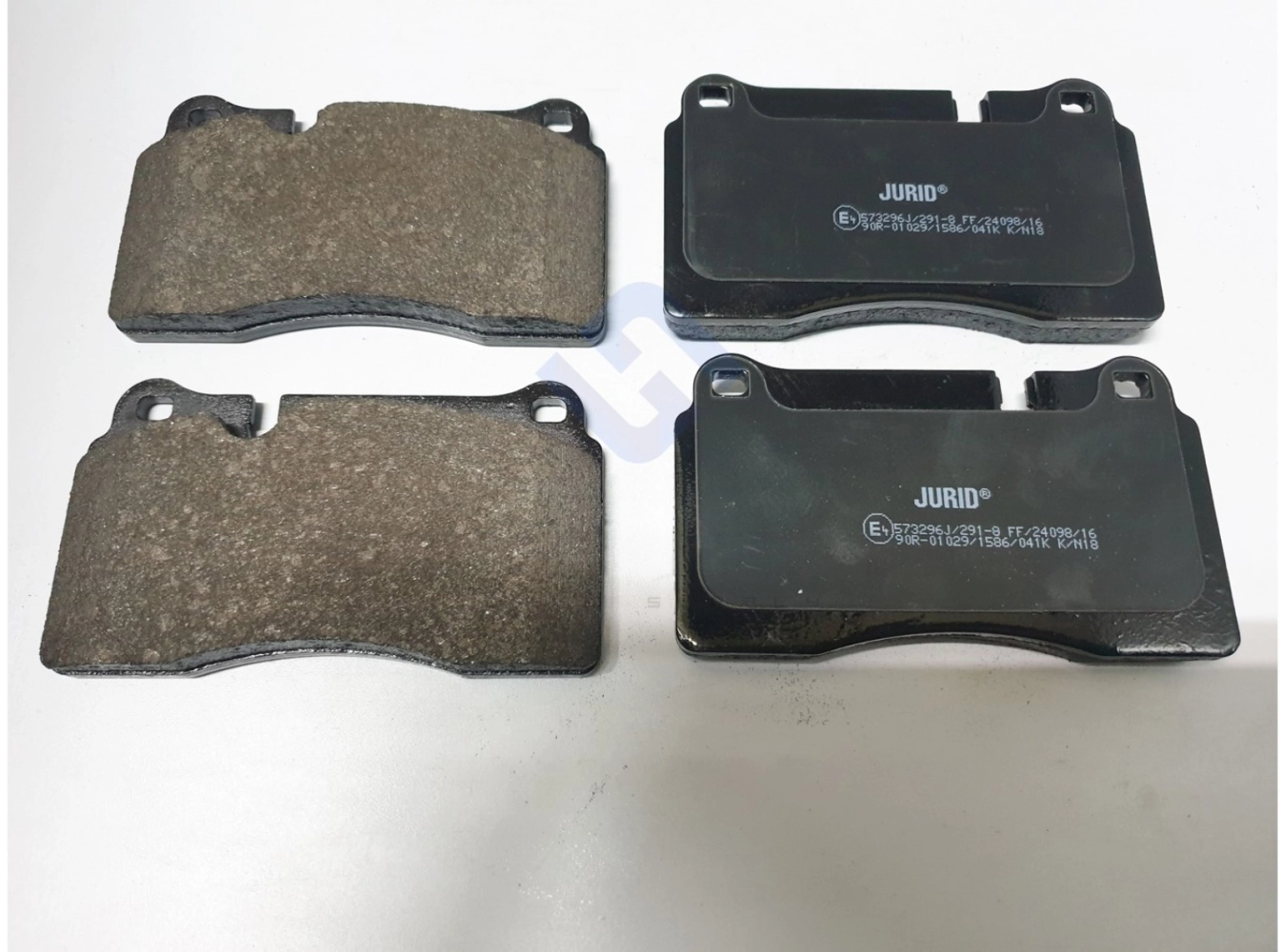 Audi A3 Sportback (RS3 Quattro), TT (2.5 RS Quattro) and Volkswagen Touareg (V6/ V8) - Front Brake Pad Set (JURID) 