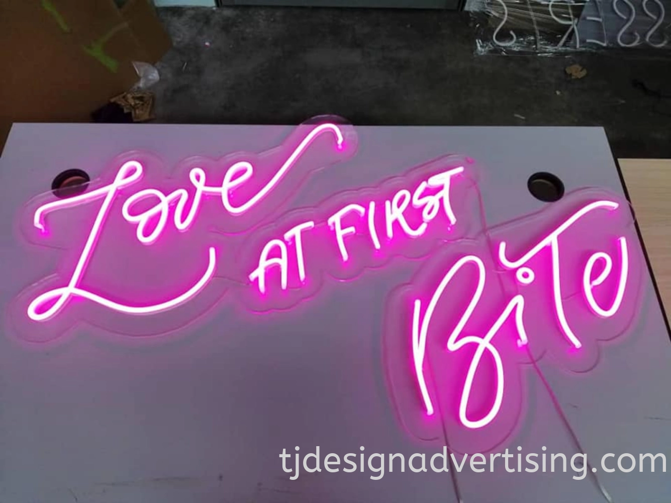 LED NEON / NEON LIGHT