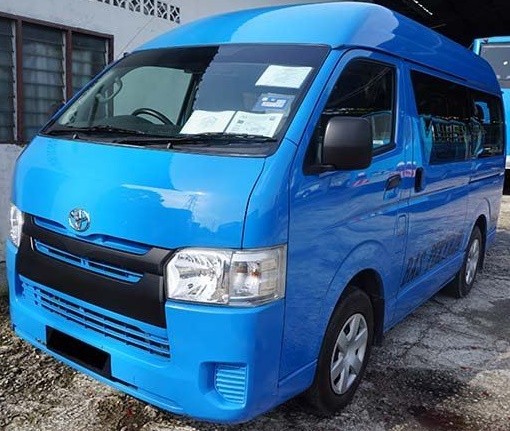 10 Seater Van Pekerja / Van Kilang