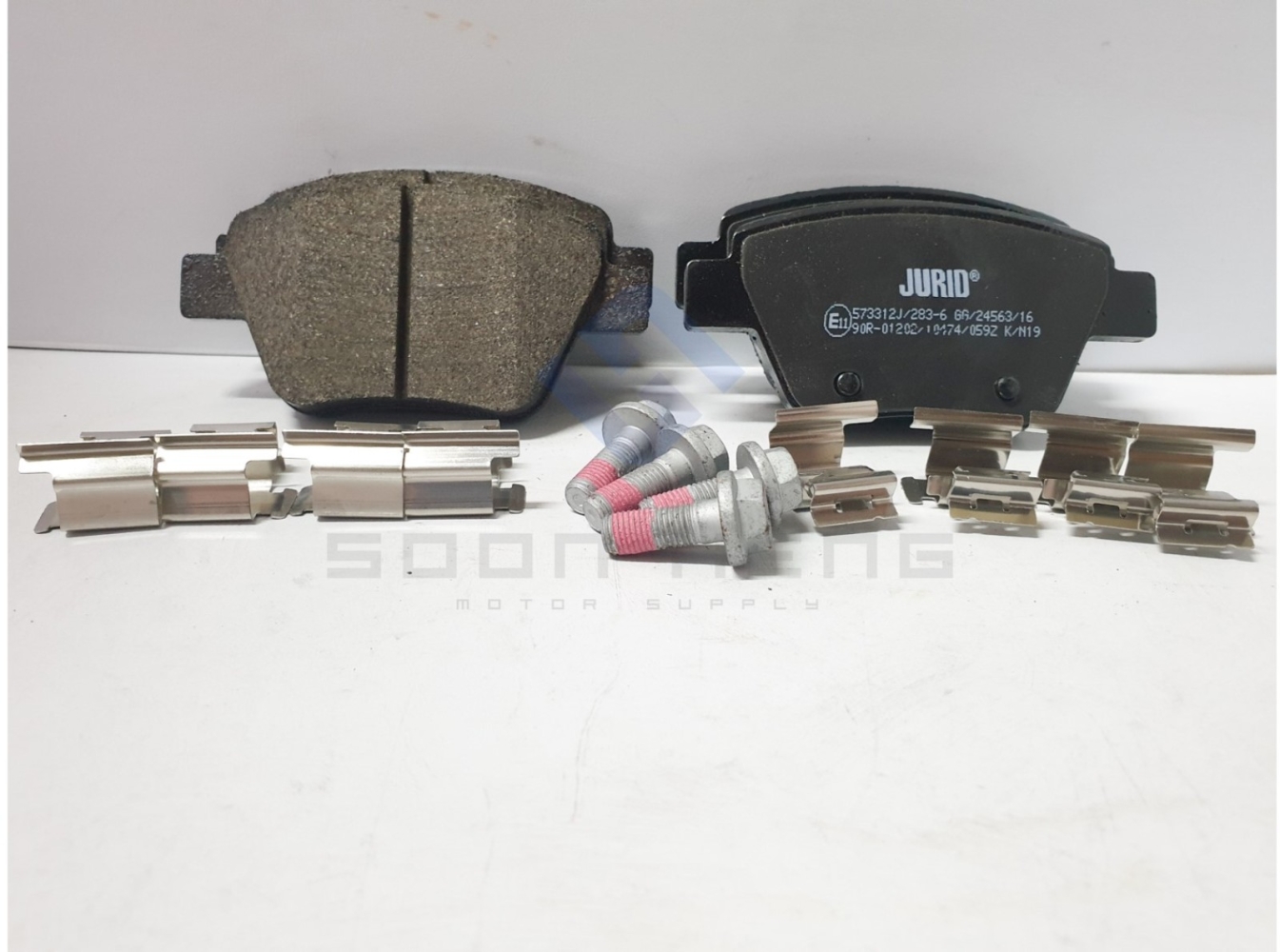Audi A1, A3, Volkswagen Beetle, Golf VI, Jetta III/ IV, Scirocco and Touran - Rear Brake Pad Set (JURID) 