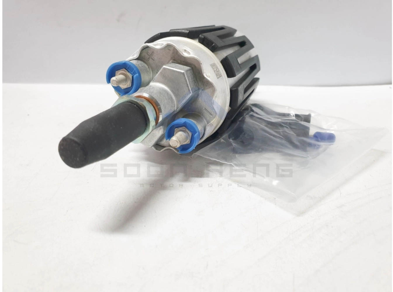 Mercedes-Benz W201, W123, W124, C124, C107, R107, W126, C126, W140, R129 and W460  Fuel Pump/ Fuel Feed Unit (BOSCH)