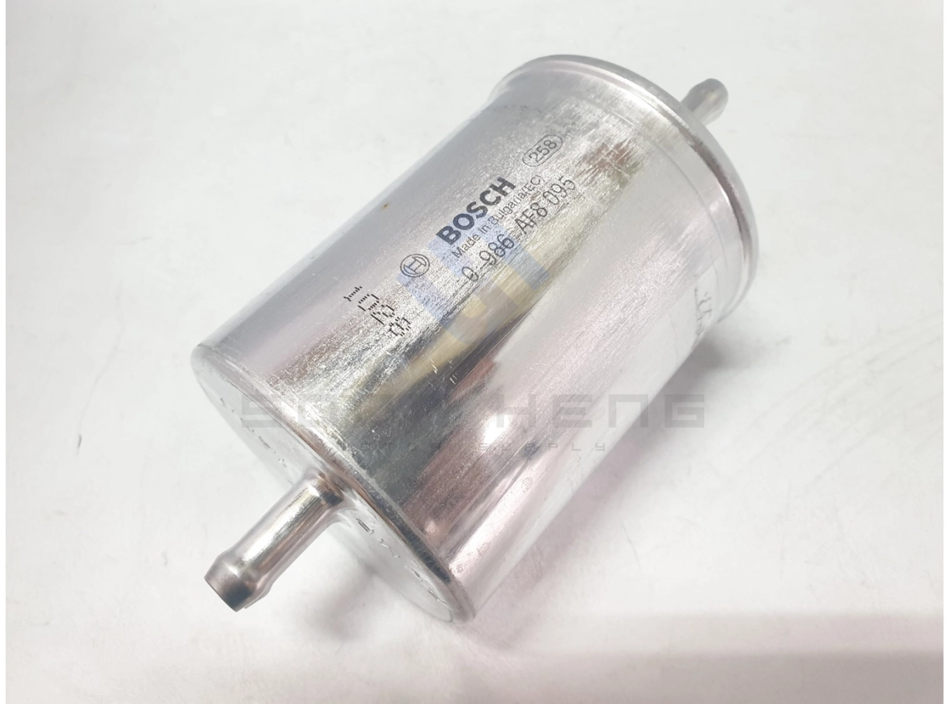 Mercedes-Benz W202, W203, CL203, C208, C209, W210, W220, C215, R129, R230, R170 and W463 - Fuel Filter (BOSCH)