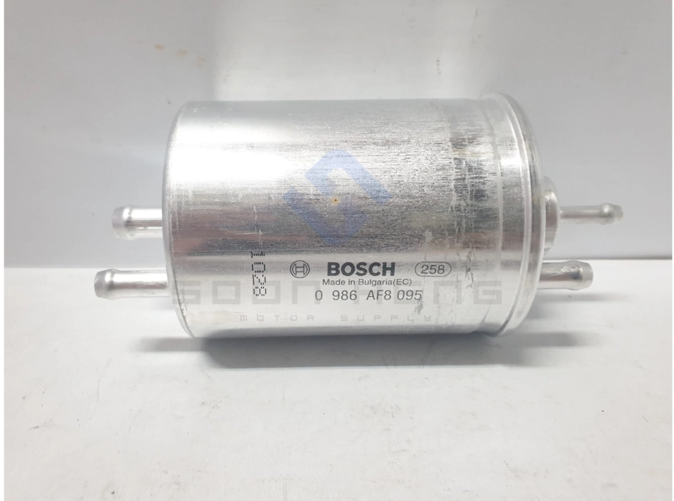 Mercedes-Benz W202, W203, CL203, C208, C209, W210, W220, C215, R129, R230, R170 and W463 - Fuel Filter (BOSCH)