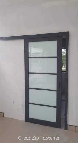 Hanging Sliding Door