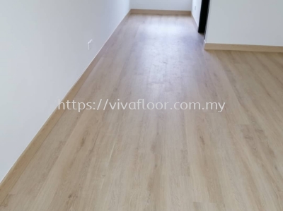 PREMIUM HYBRID FLOORING - WHITE OAK