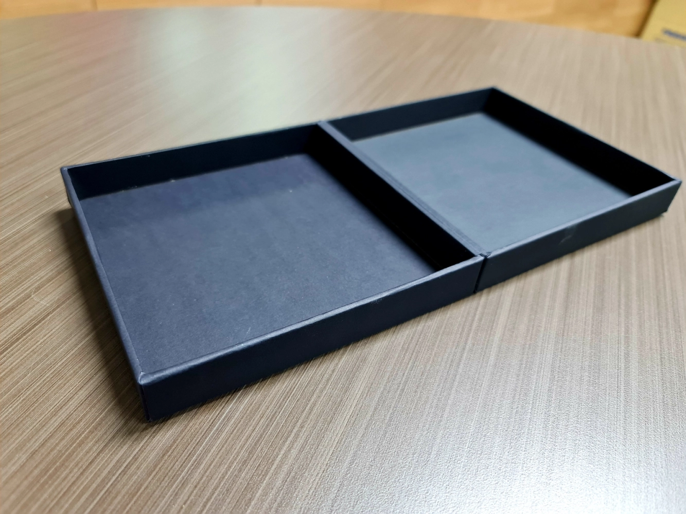 Magnetic Rigid Box