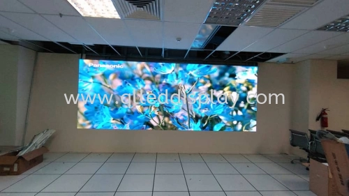 W5.12M x H1.92M P4 Indoor LED Display Board (Full Colour)