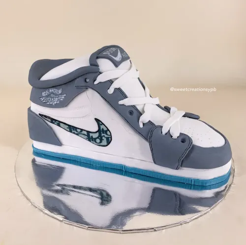 Nike Air Jorden x Dior - Fondant Cake