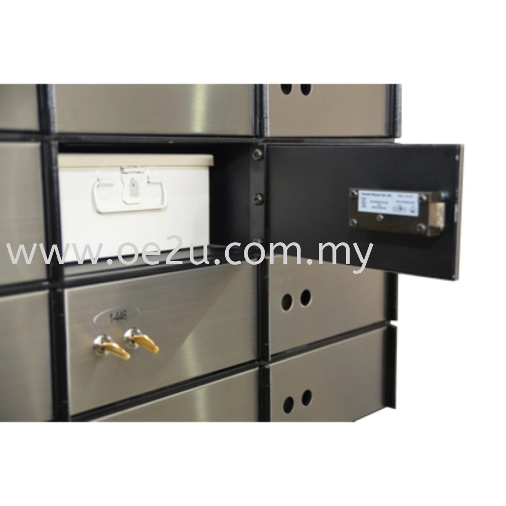 Chubbsafes Safe Deposit Locker - 18 Lockers (18 UK 310)_153kg