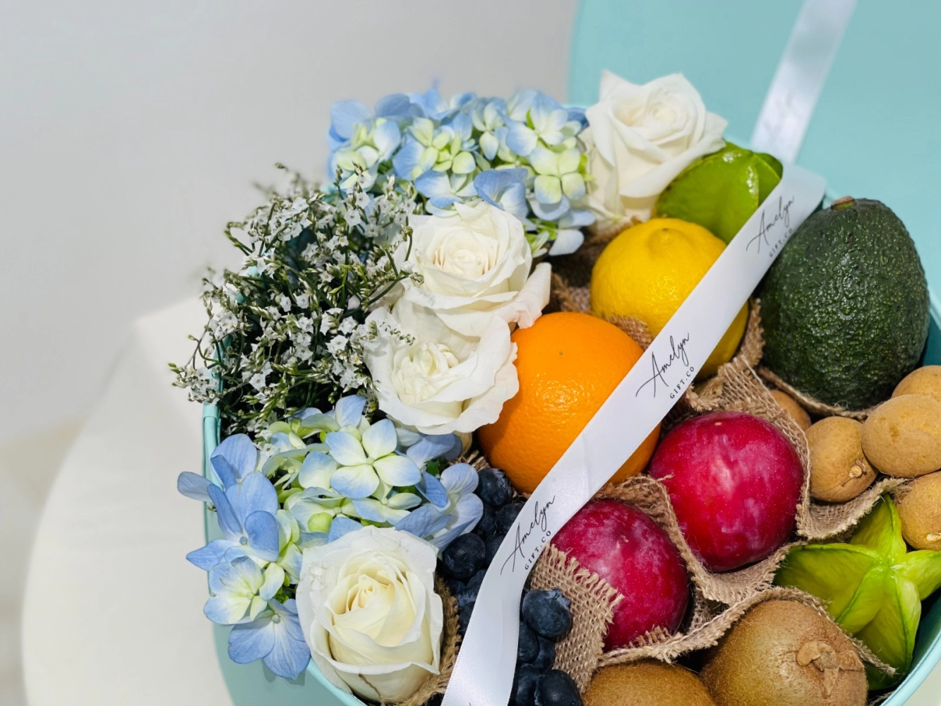 Tiffany Blue Fruits & Flowers Round XL Box