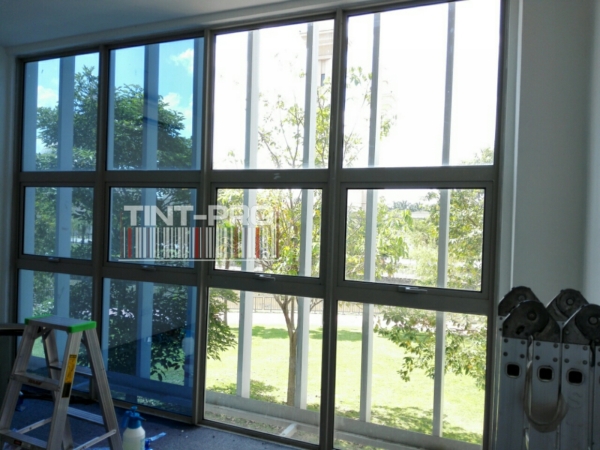 Blue Silver USA Out Blue In Silver  Bukit Jelutong Commercial Film Tinted Bangunan Selangor, Malaysia, Kuala Lumpur (KL), Shah Alam Supplier, Supply, Supplies, Installation | Tint Pro Solar Film