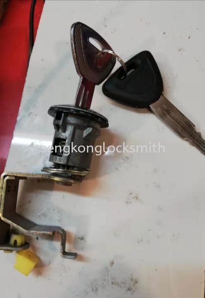 repair proton car lock Repair Car Lock Selangor, Malaysia, Kuala Lumpur (KL), Puchong Supplier, Suppliers, Supply, Supplies | Seng Kong Locksmith Enterprise