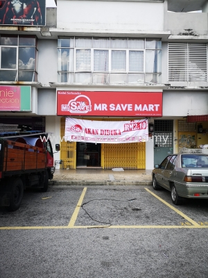 Mr Save - Sri Manja - Lightbox Signage 