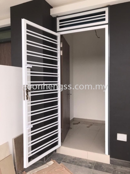  SINGLE DOOR METAL WORKS Johor Bahru (JB), Skudai, Malaysia Contractor, Manufacturer, Supplier, Supply | Soon Heng Stainless Steel & Renovation Works Sdn Bhd