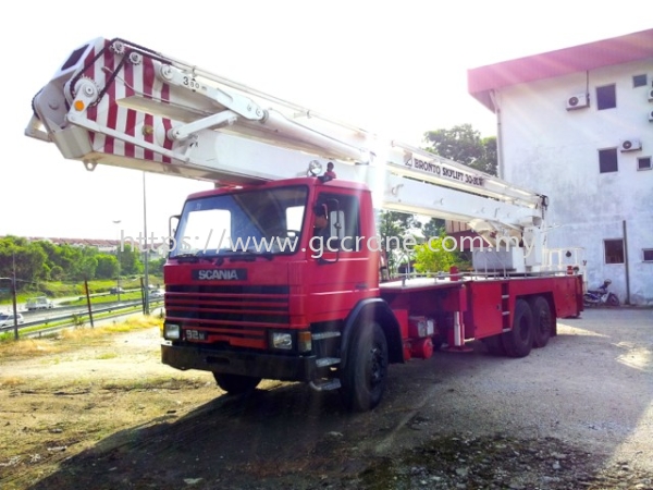 BRONTO 30-3LW 30 METER SKYLIFT SKYLIFTS RENTAL Selangor, Malaysia, Kuala Lumpur (KL), Semenyih Services | GC Crane & Skylift Services Sdn Bhd