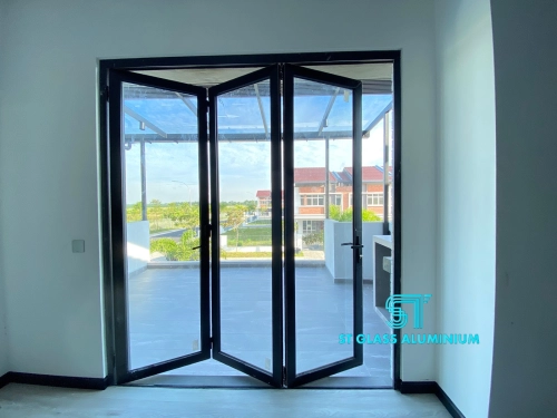 Folding Door 