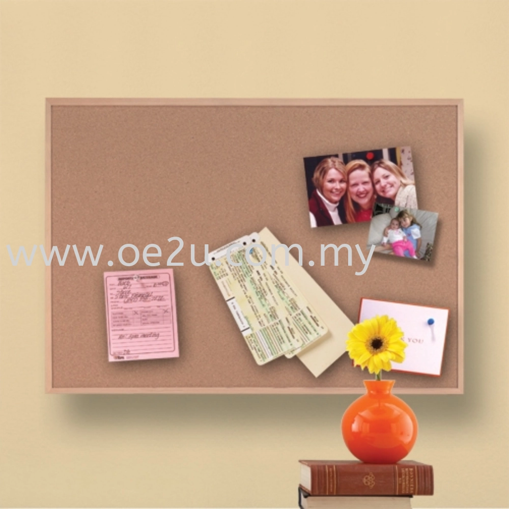 QUARTET Oak Cork Frame Board