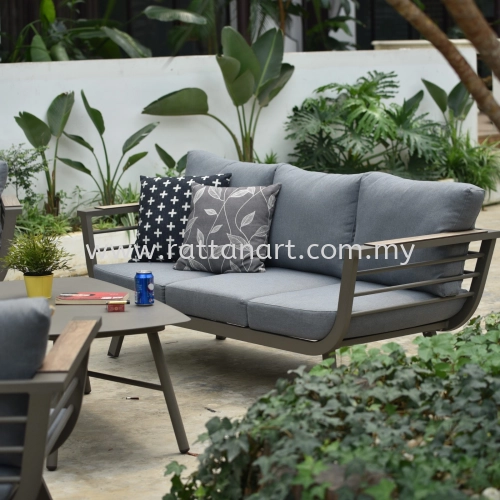 OUTDOOR SOFA FRIO - 3 SEATER