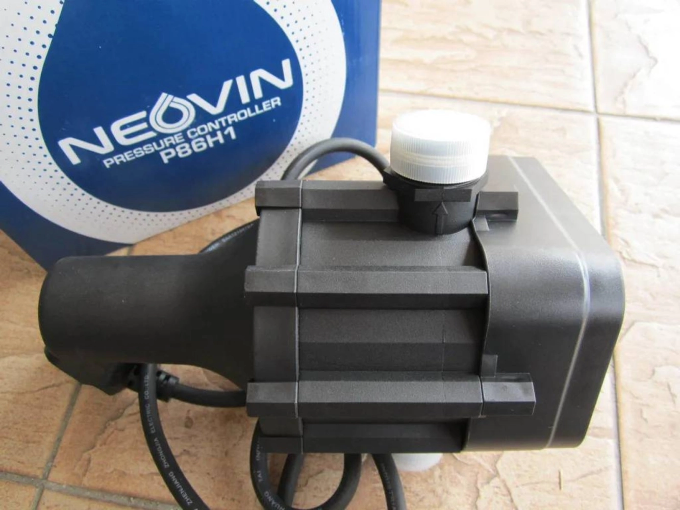 Neovin 1.5HP Water Pump Automatic Pressure Controller