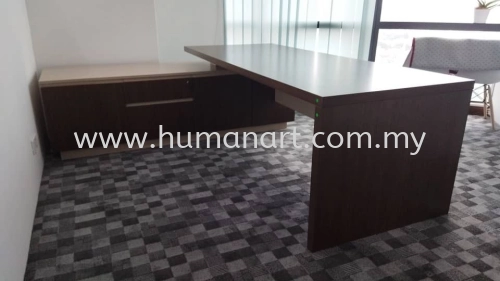 DELIVERY INSTALLATION FERNI DIRECTOR TABLE OFFICE FURNITURE MENARA UOB BANGSAR