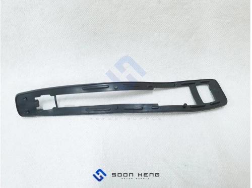 Mercedes-Benz W123 - Rear Exterior Door Handle Seal (Original MB)