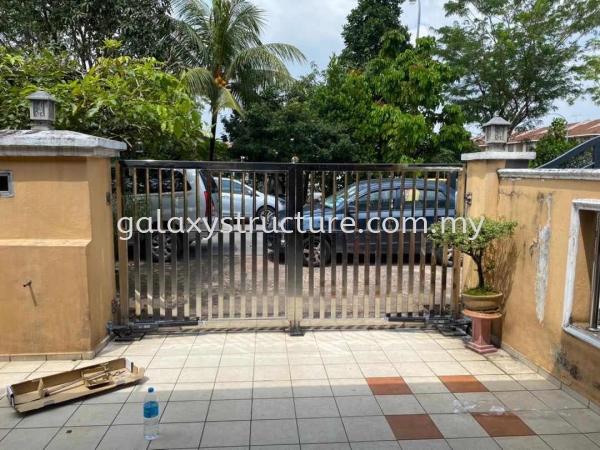 To supply and install autogate motor system at swing gate @ Jalan Nagasari 36/9A, Seksyen 36, Desa Latania, 40460 Shah Alam. Swing Gate Pintu Pagar Selangor, Malaysia, Kuala Lumpur (KL), Shah Alam Supplier, Suppliers, Supply, Supplies | GALAXY STRUCTURE & ENGINEERING SDN BHD