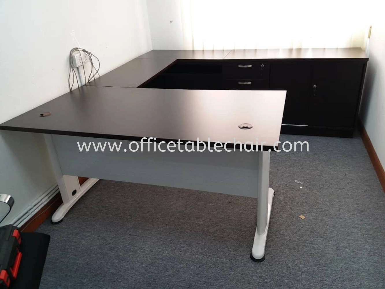 Delivery & Installation Office Furniture Menara Shell