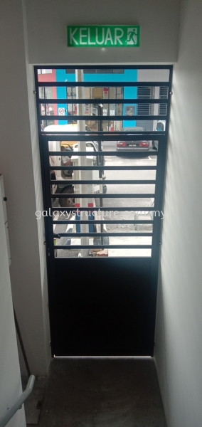 To fabrication,supply and install powder coated half plate door @ Jalan Astaka 5/KU2, Bandar Bukit Raja, 41050 Klang. Grill Door Selangor, Malaysia, Kuala Lumpur (KL), Shah Alam Supplier, Suppliers, Supply, Supplies | GALAXY STRUCTURE & ENGINEERING SDN BHD