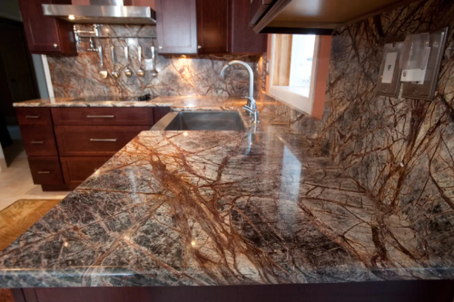 Forest Brown Marble 