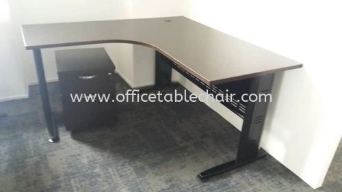 DELIVERY & INSTALLATION LSHAPE TABLE QL-1515 & DRAWER 1D1F  Q-YM 2 OFFICE FURNITURE SETIA WALK, PUSAT BANDAR PUCHONG