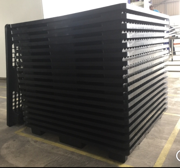 Plastic Pallet - 2 Ways Cargo Export Pallet (Yashiki Brand) PLASTIC PACKAGING Selangor, Malaysia, Kuala Lumpur (KL), Shah Alam Supplier, Distributor, Supply, Supplies | CSY PACKAGING SERVICES