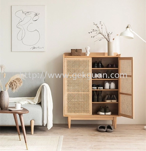 SC 001 - RATTAN SHOE CABINET