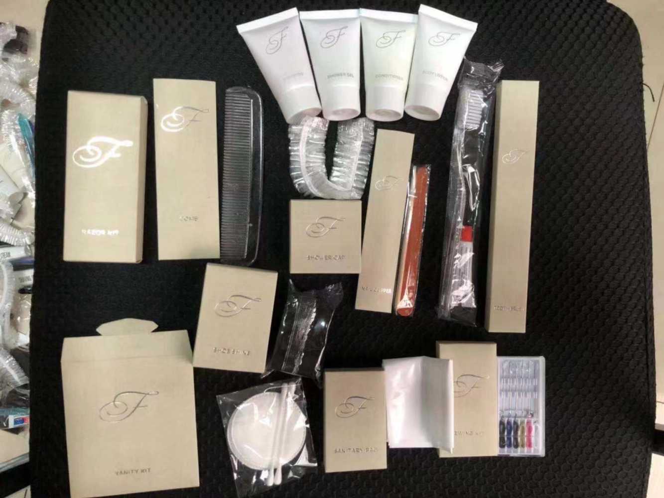 Luxez Customize Hotel Amenities Set