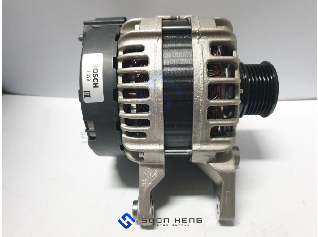 Mercedes-Benz W204, W205, C205, W212, C207, W213, C238, R172 and X204 - Alternator (BOSCH)